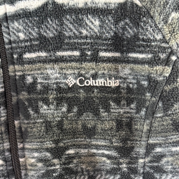Columbia Women's Black and Gray Patterned Fleece Jacket Size XL - Picture 2 of 6
